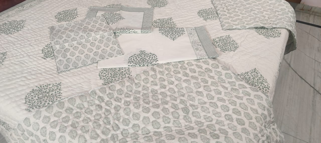 The Grey Garden Complete Bedding Set
