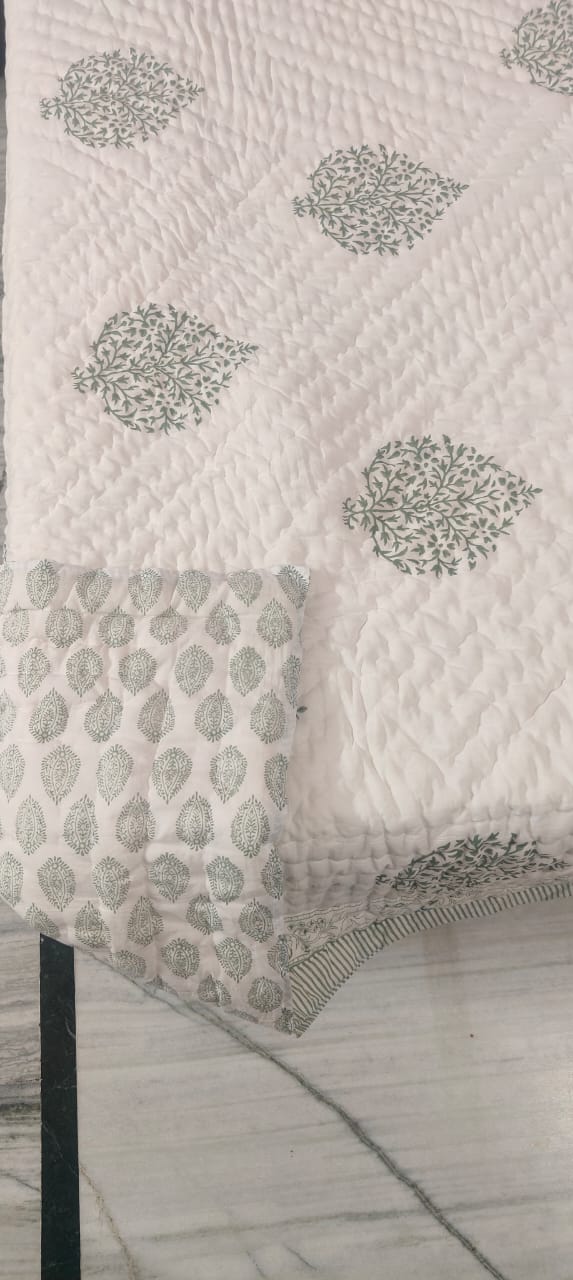 The Grey Garden Complete Bedding Set