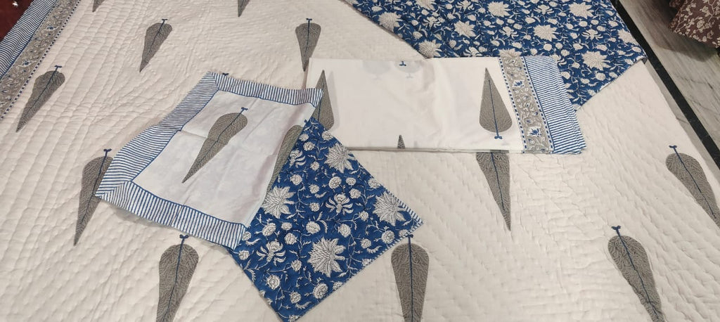 The Botanical Leaf Reversible Quilt